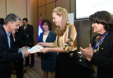 En la Semana del Recurso Humano en Salud se ha destacado la “Formación y Capacitación de Equipos Interprofesionales” con reconocimientos y avances clave