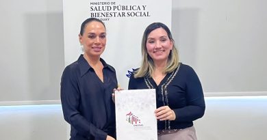 Entrega del Convenio Interinstitucional de Grado Resolución S.G. N° 292/2022 a la Universidad Politécnica y Artística del Paraguay – UPAP